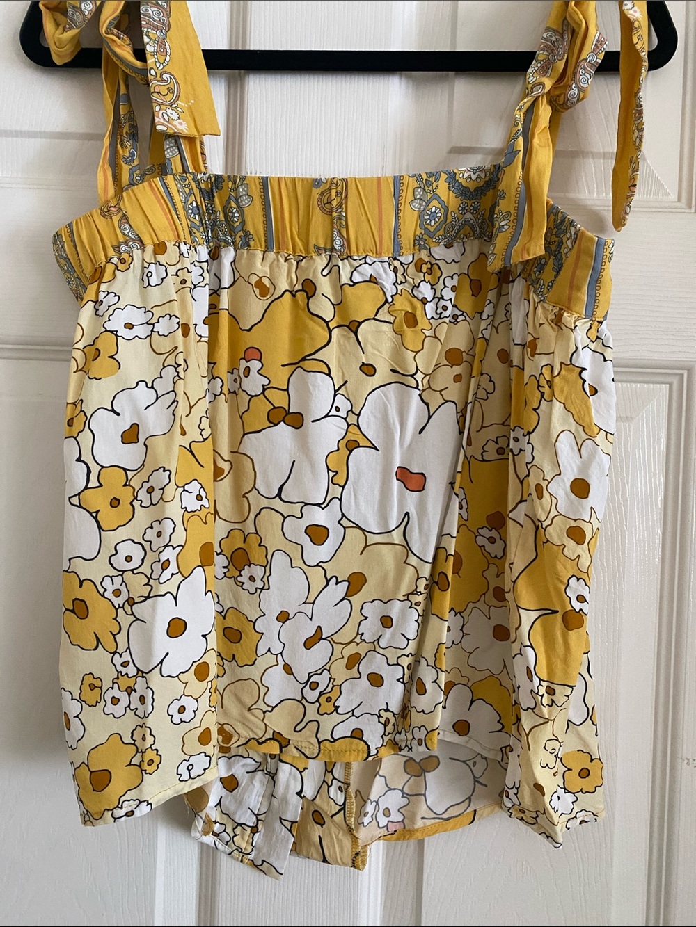 One Eleven North Yellow Floral Tie-Strap Sleeveless Top - Picture 3 of 3